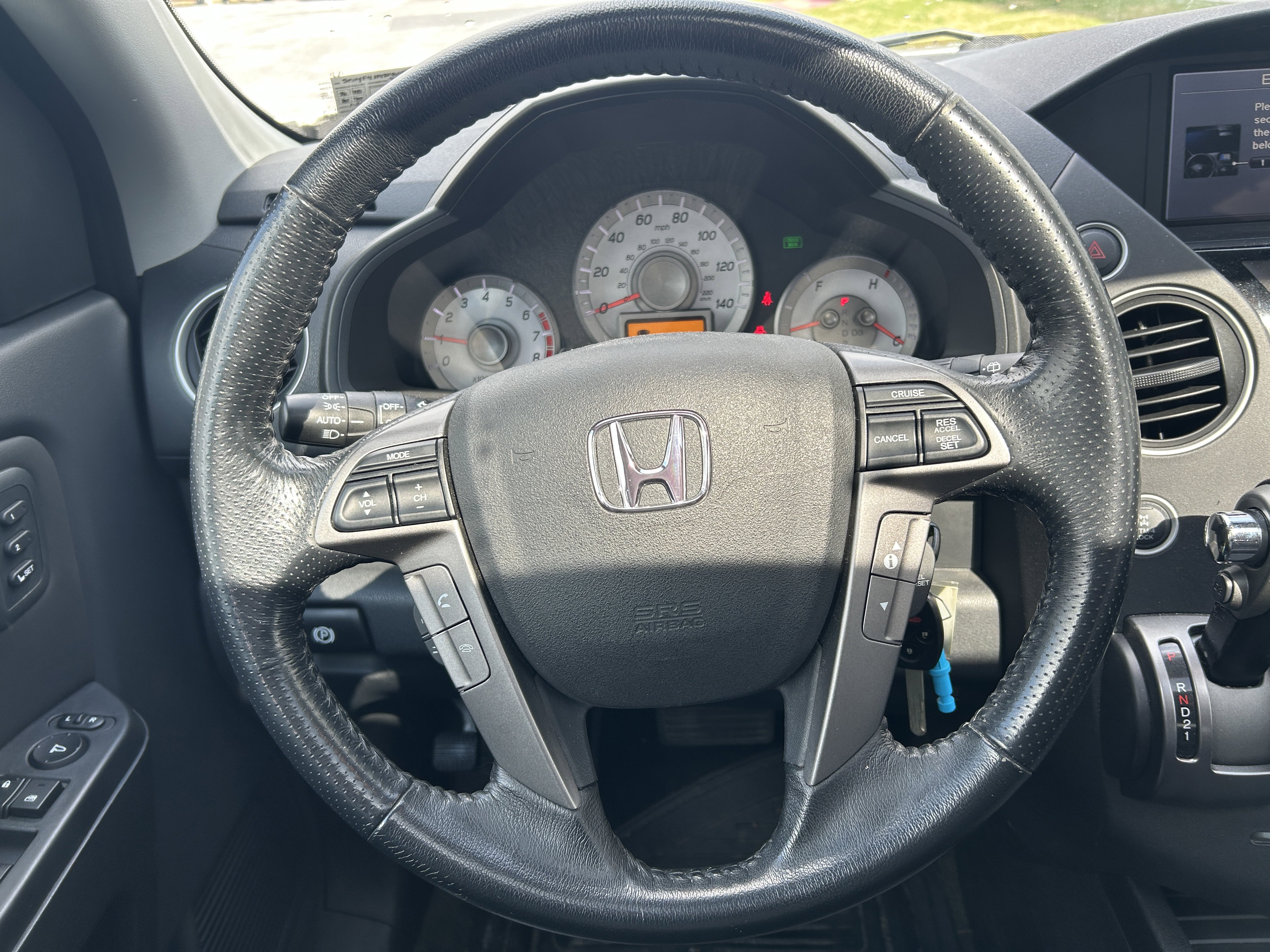 Used 2015 Honda Pilot Touring image 13