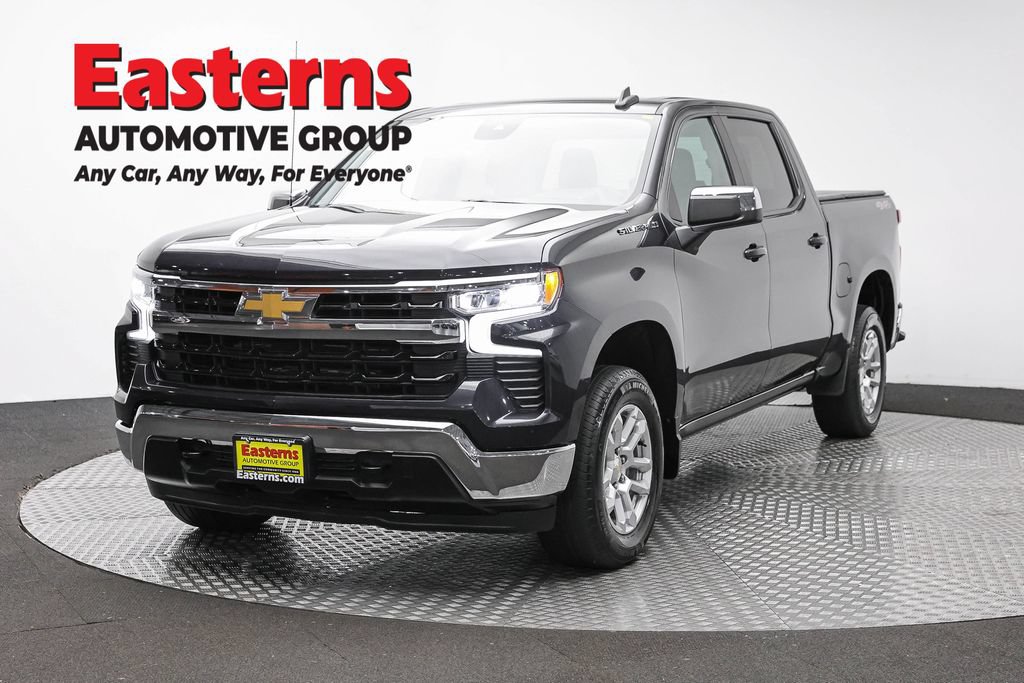 Used 2023 Chevrolet Silverado 1500 LT AWD/4WD image 1