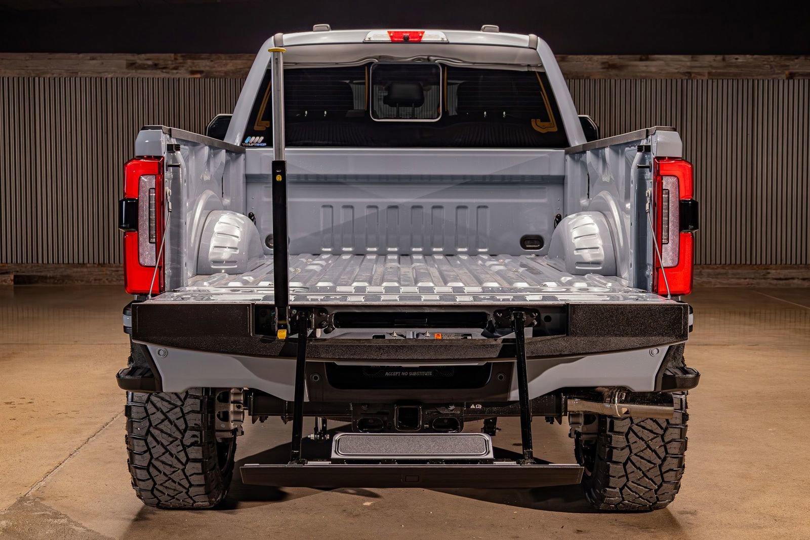 Used 2026 Ford F250 Platinum image 9