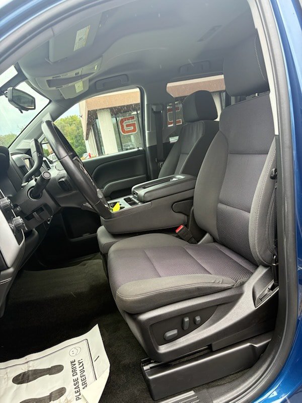 Used 2018 GMC Sierra 1500 SLE w/ SLE Value Package AWD/4WD image 12