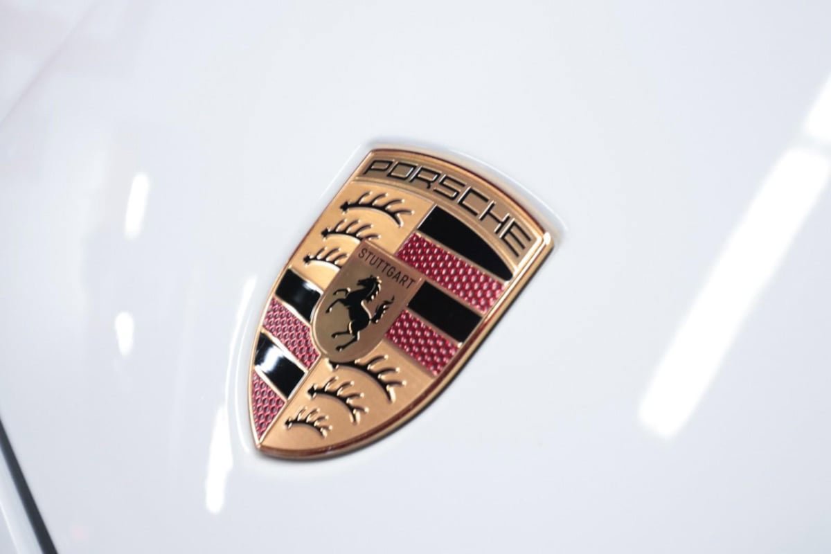 Used 2025 Porsche Cayenne Coupe image 37