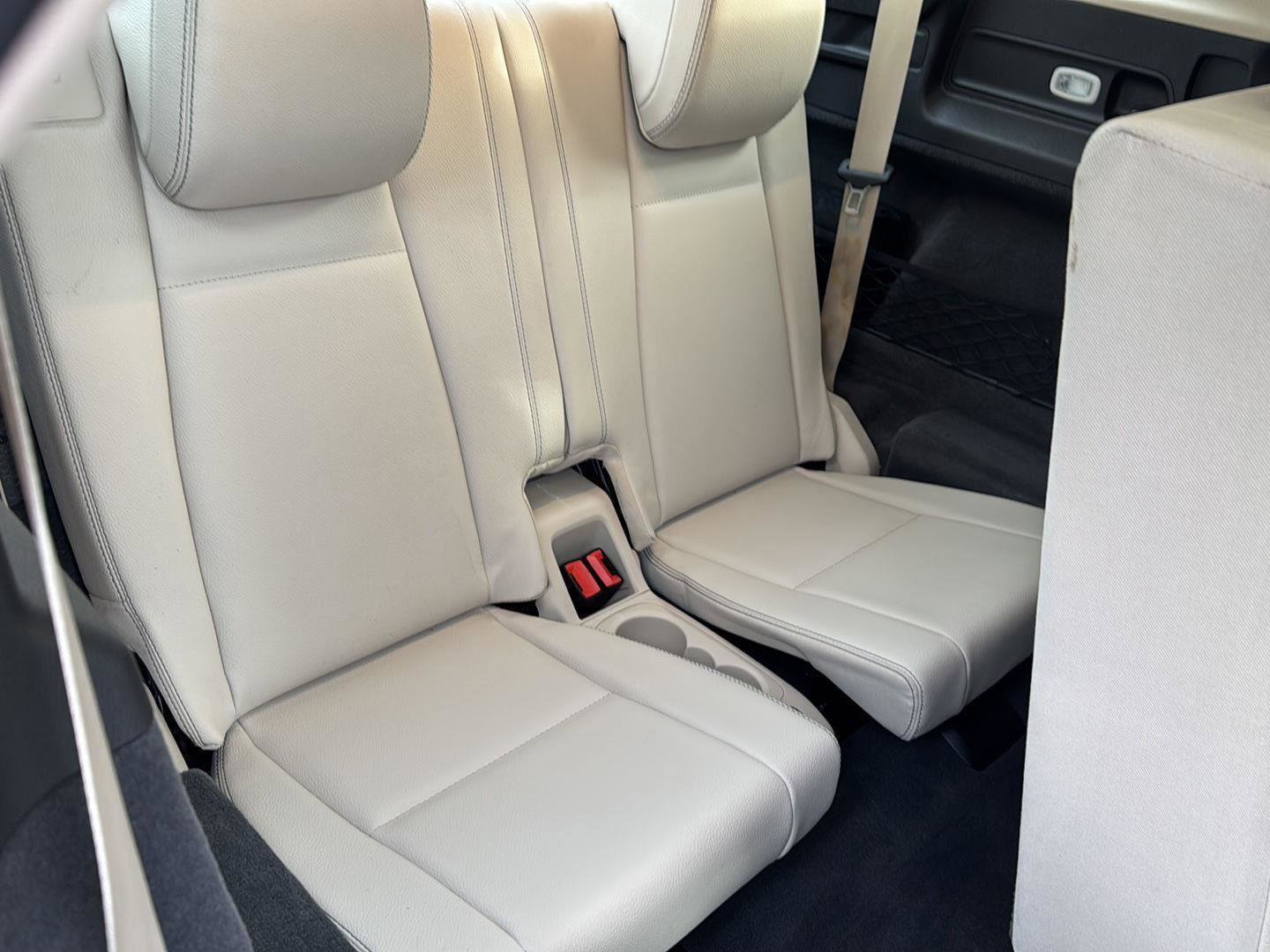 Used 2020 Mercedes-Benz GLE 350 4MATIC w/ 3rd Row Seat Package image 40