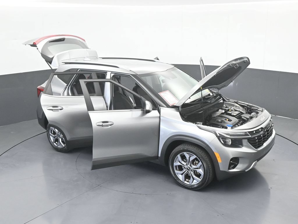 Used 2024 Kia Seltos S FWD image 70