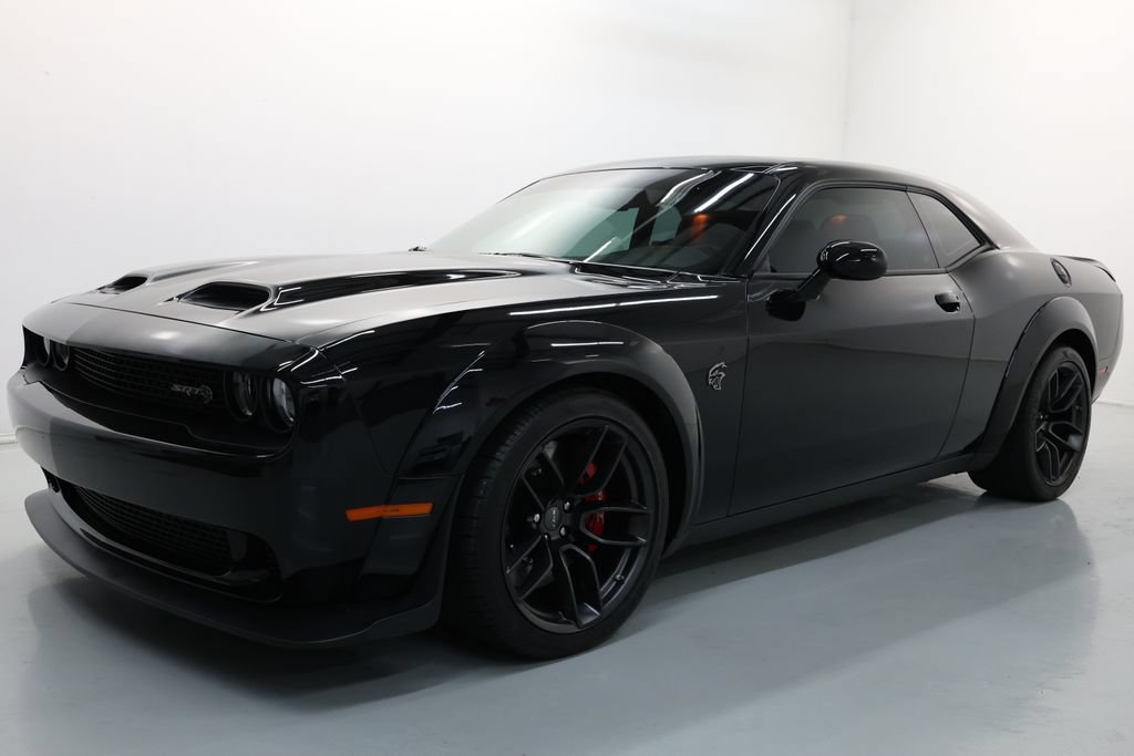 Used 2022 Dodge Challenger SRT Hellcat RWD image 1