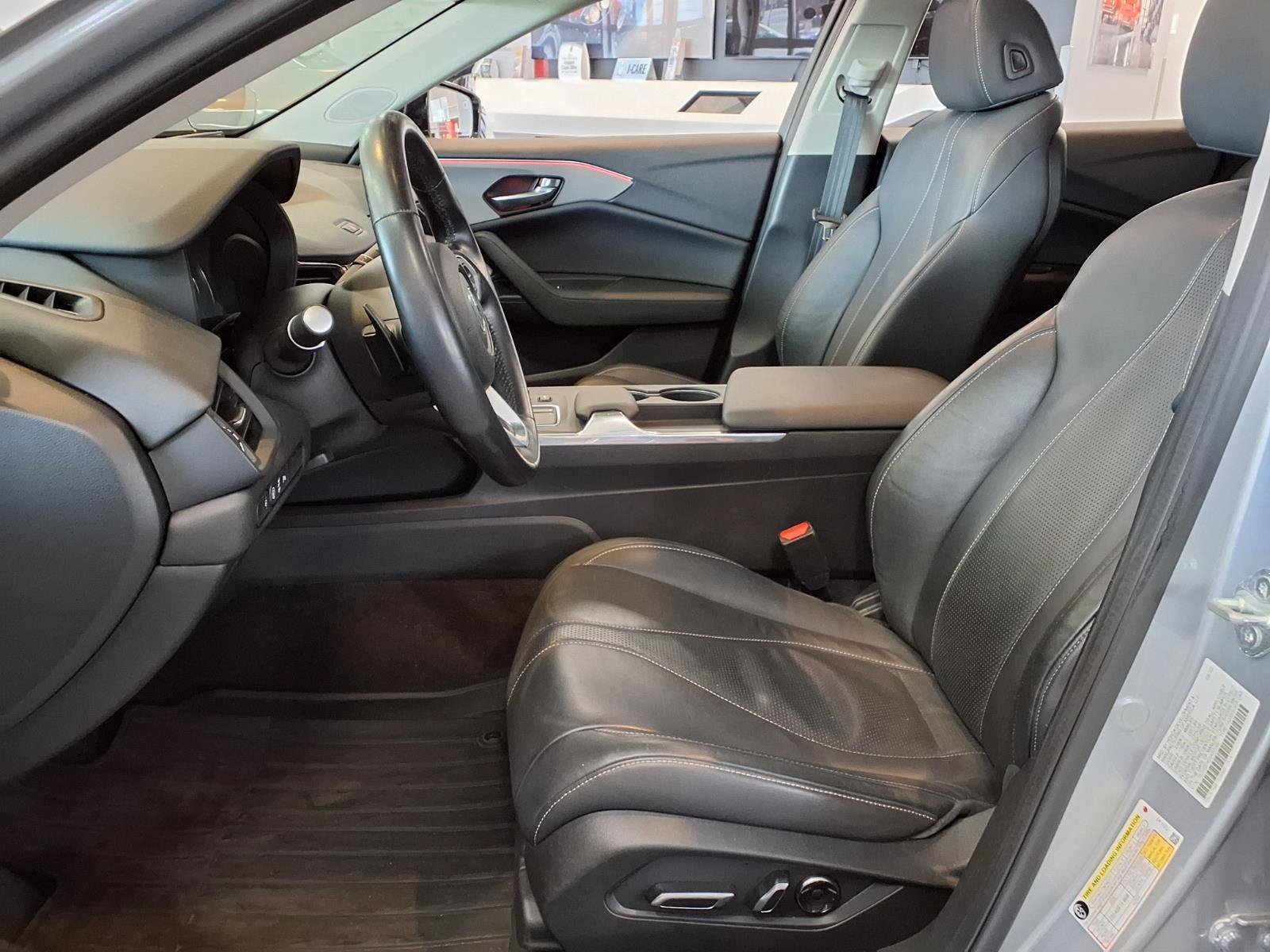 Used 2022 Acura TLX w/ Technology Package FWD image 19