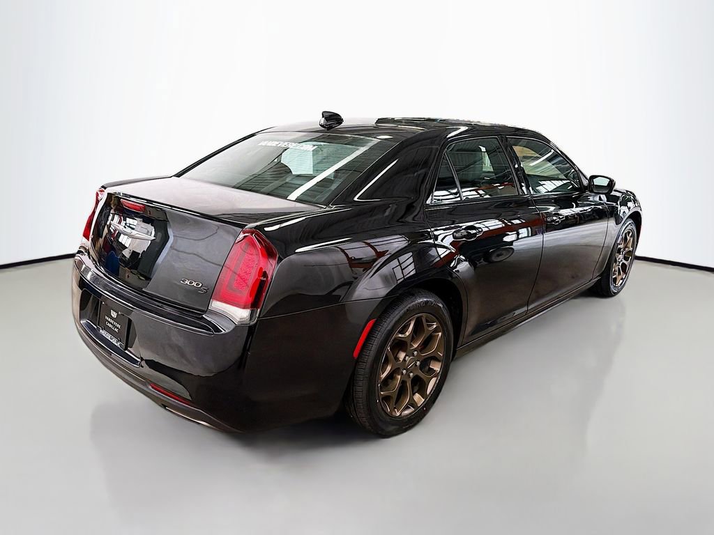 Used 2016 Chrysler 300 S image 7