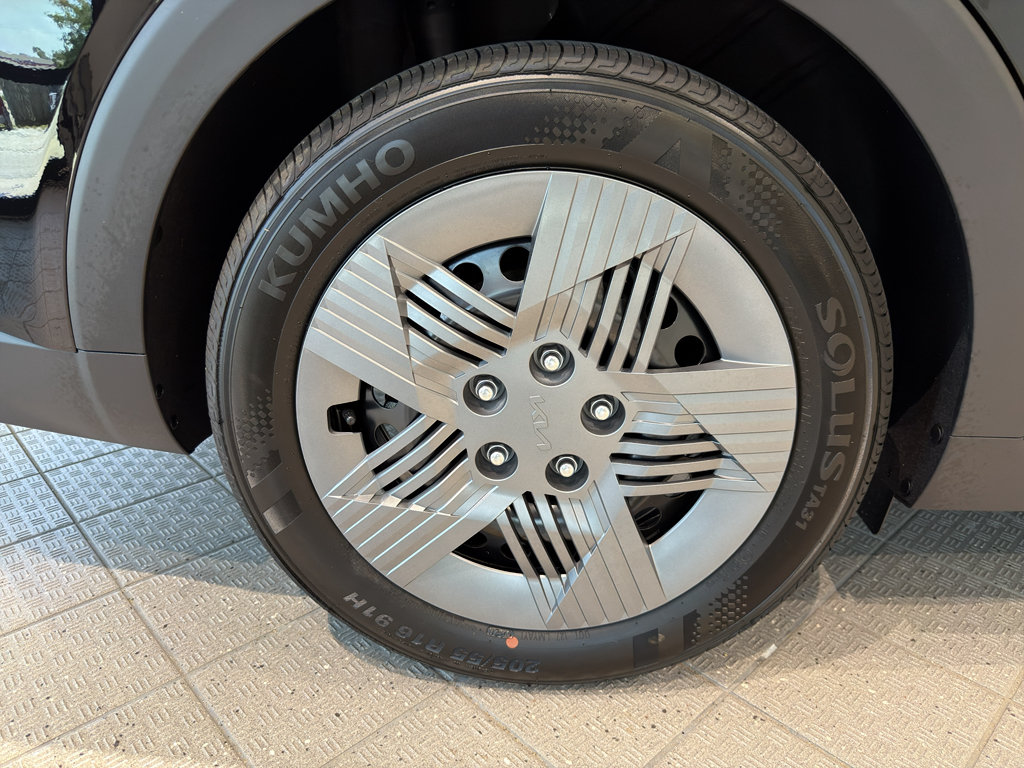 New 2026 Kia K4 FWD image 5
