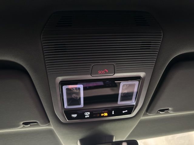 New 2025 Volkswagen ID. Buzz Pro S image 27