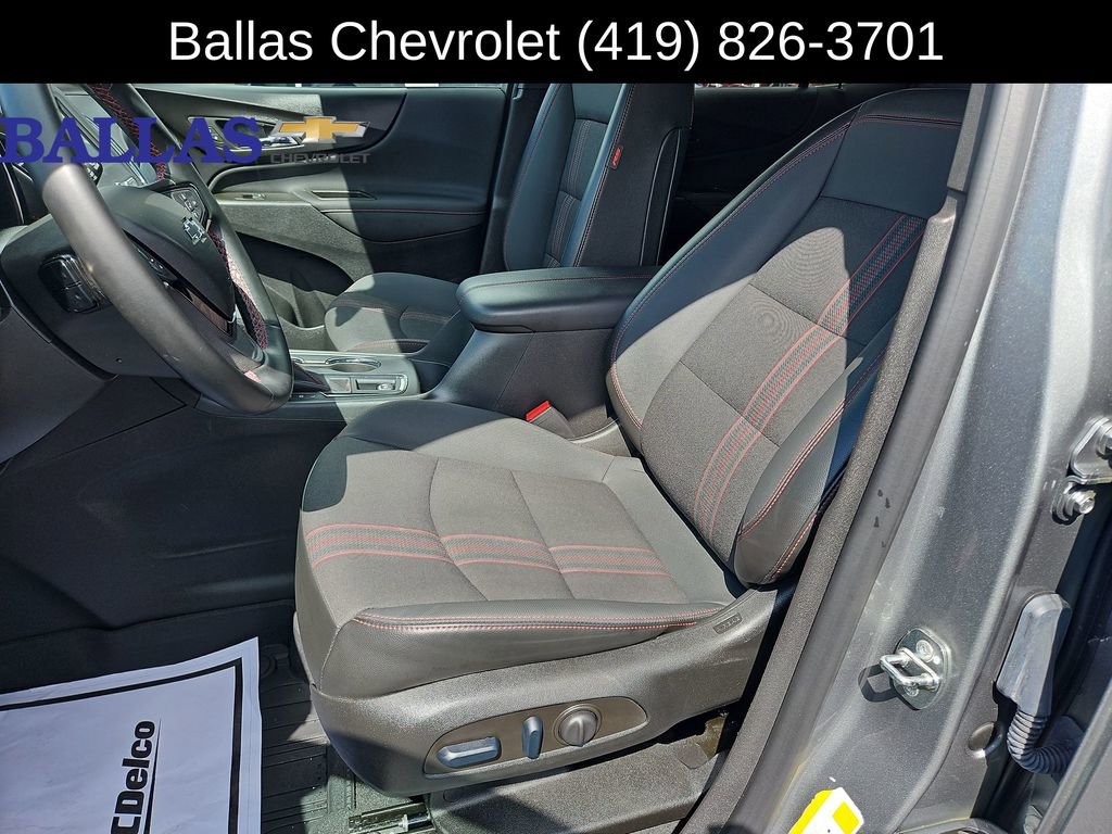 Used 2023 Chevrolet Equinox RS w/ LPO, Cargo Package FWD image 20