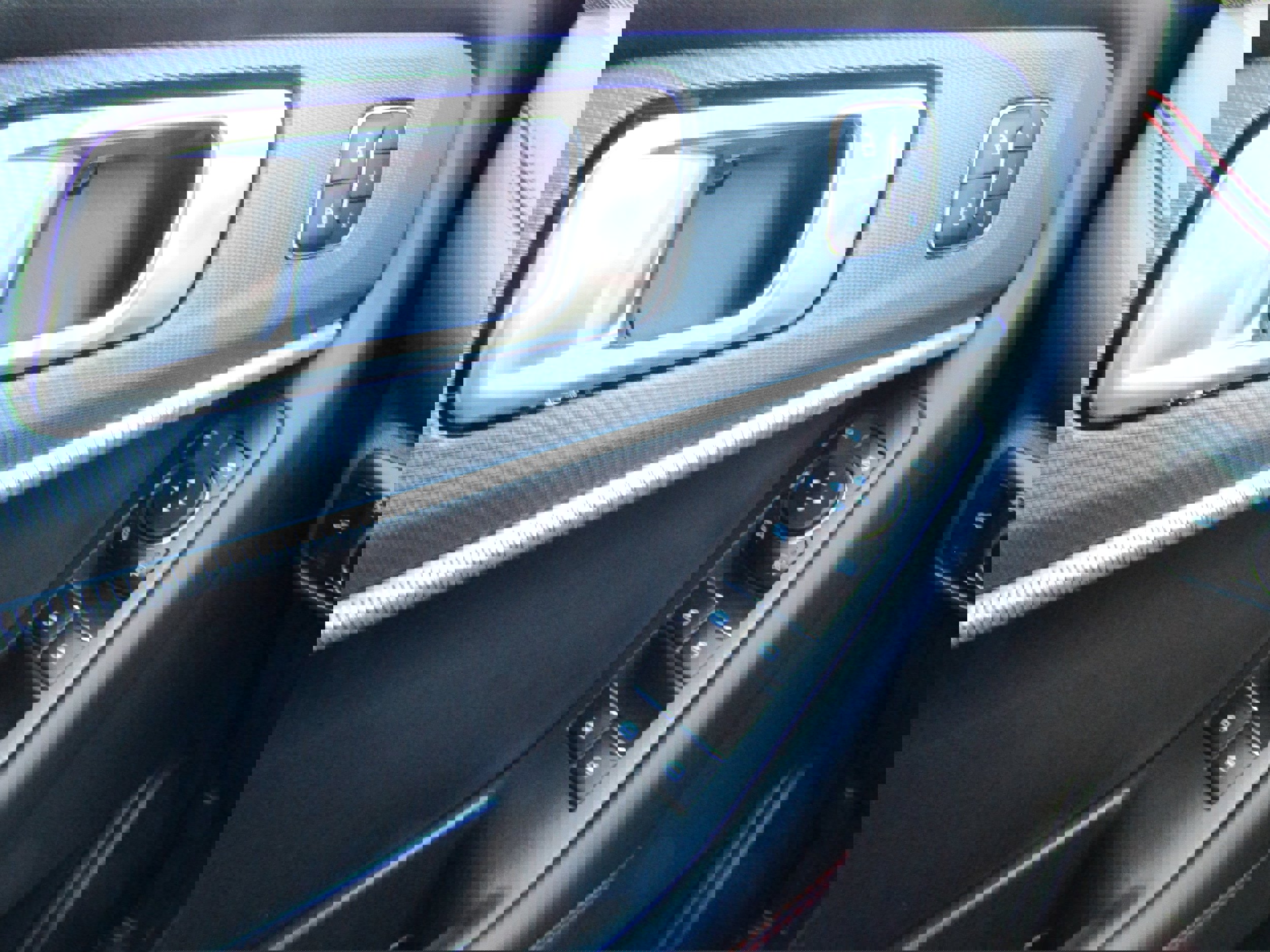 Certified 2025 Ford Explorer ST-Line w/ Premium Package image 30