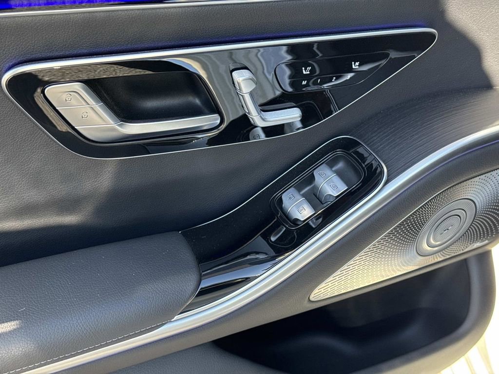 Certified 2023 Mercedes-Benz S 500 4MATIC w/ AMG Line image 11