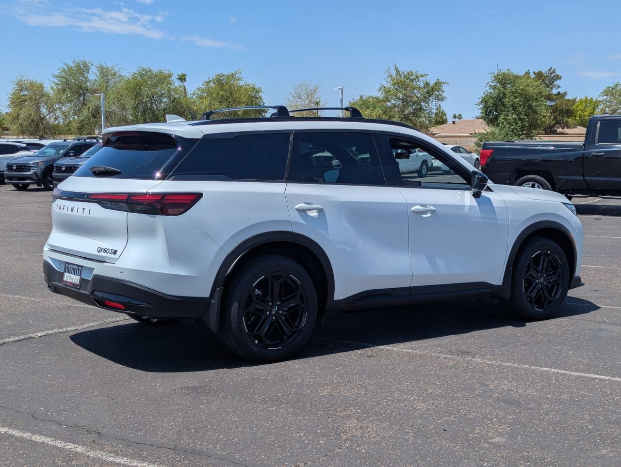 Certified 2027 INFINITI QX60 Sport w/ Dark Cargo Package AWD/4WD image 5