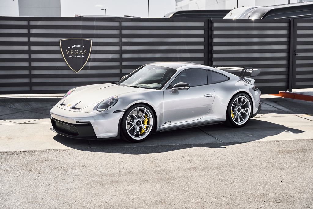 Used 2023 Porsche 911 GT3 RWD image 5