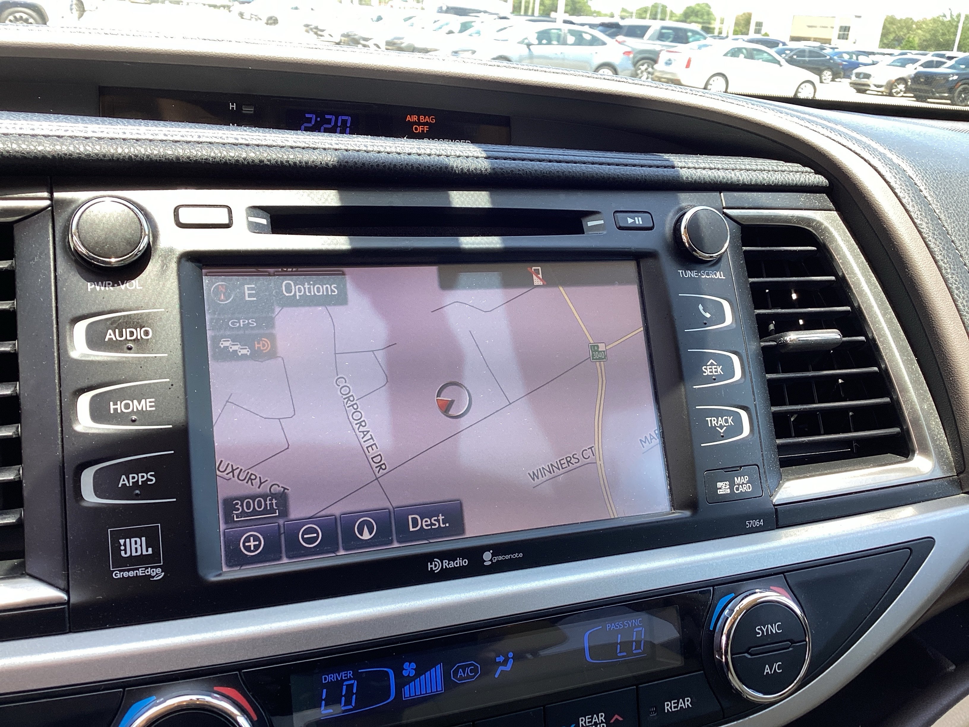 Used 2014 Toyota Highlander Limited Platinum AWD/4WD image 21