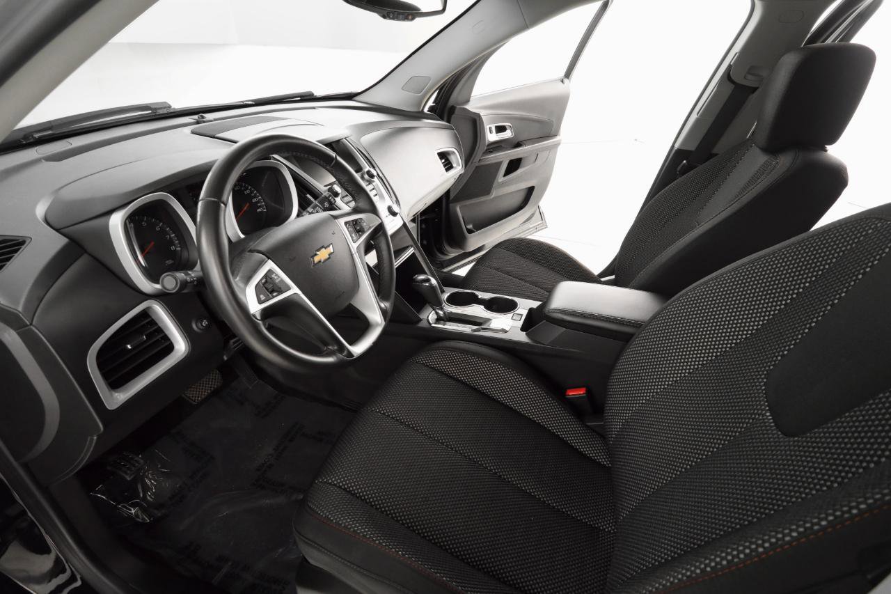 Used 2017 Chevrolet Equinox LT w/ Convenience Package FWD image 11