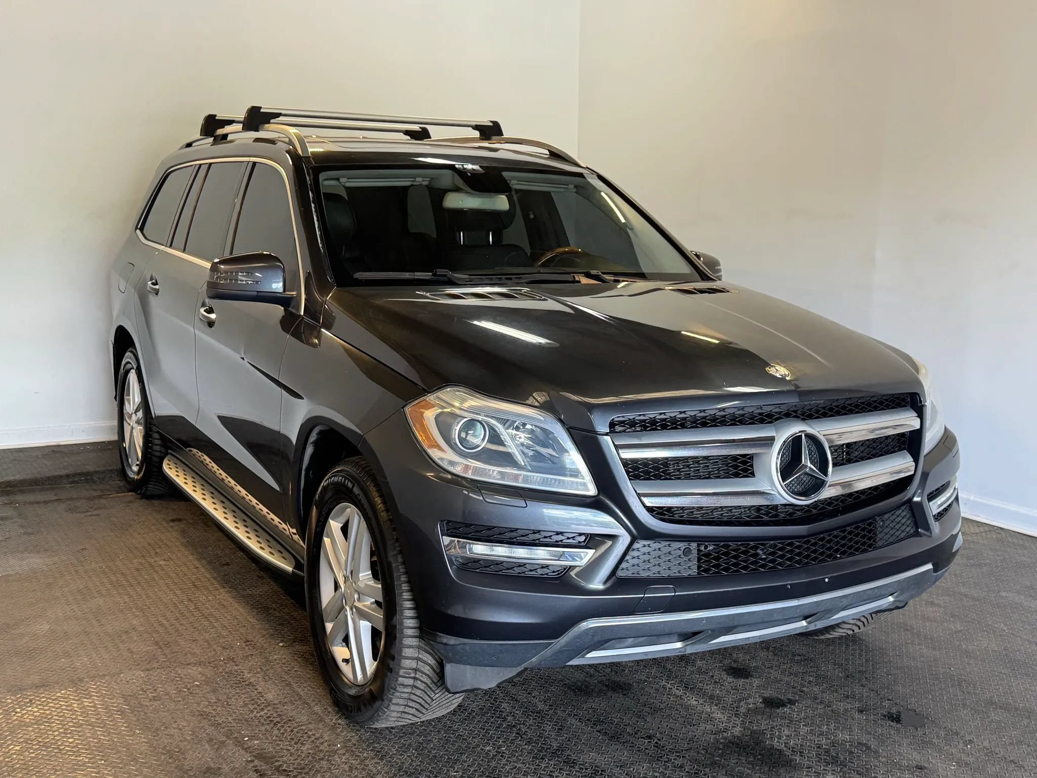 Used 2013 Mercedes-Benz GL 450 4MATIC image 3