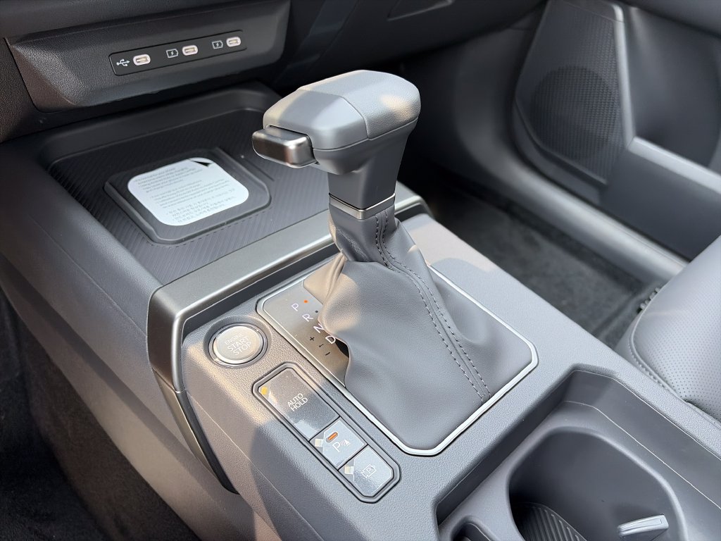 New 2027 Kia Seltos X-Line S w/ X-Line S Premium Package AWD/4WD image 24