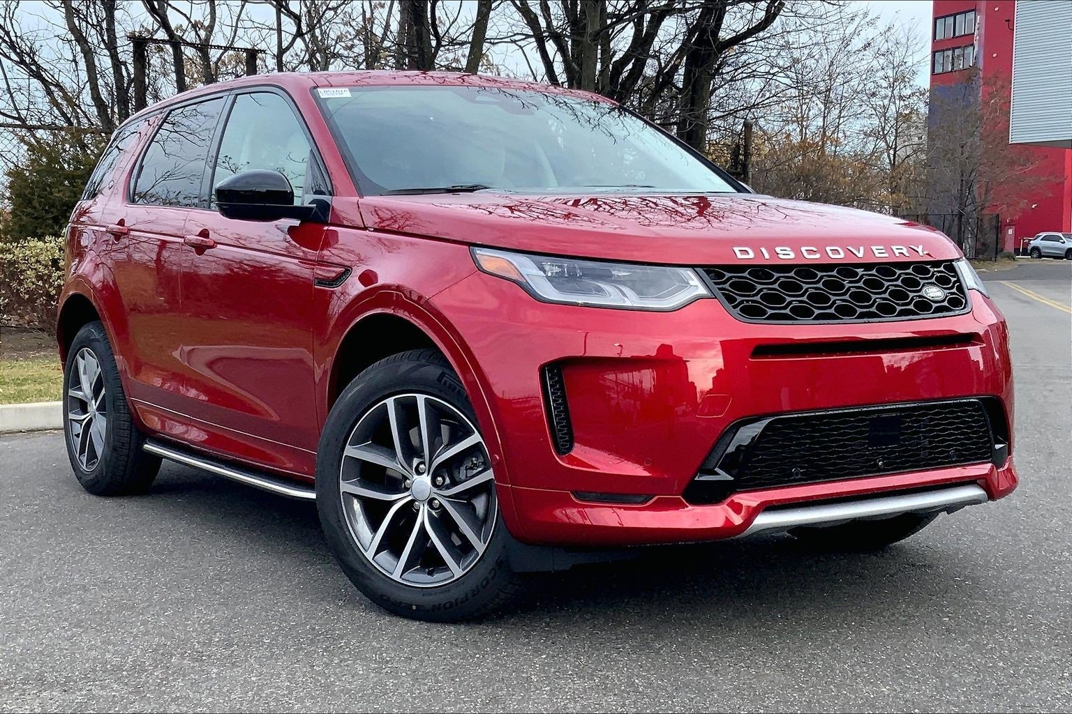 New 2025 Land Rover Discovery Sport S image 2