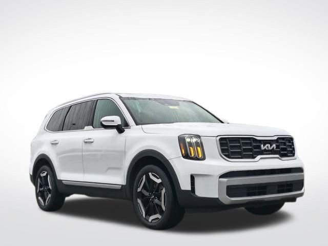 Certified 2024 Kia Telluride S w/ S Sunroof Package