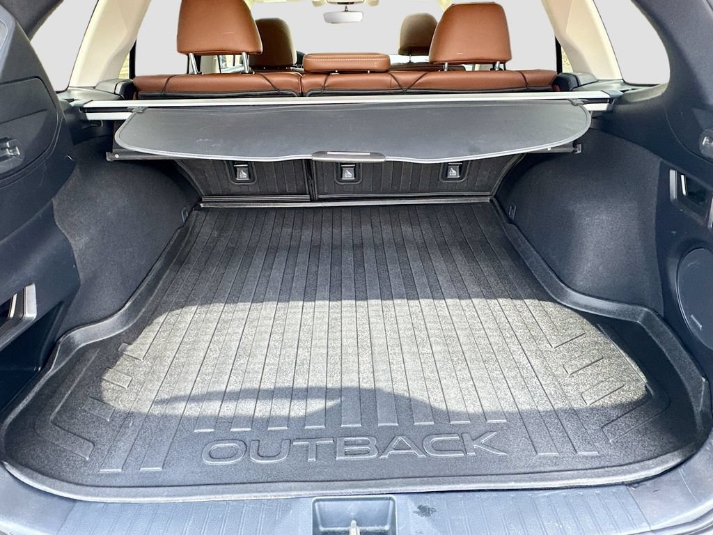 Used 2019 Subaru Outback 2.5i Touring w/ Popular Package #3A AWD/4WD image 32
