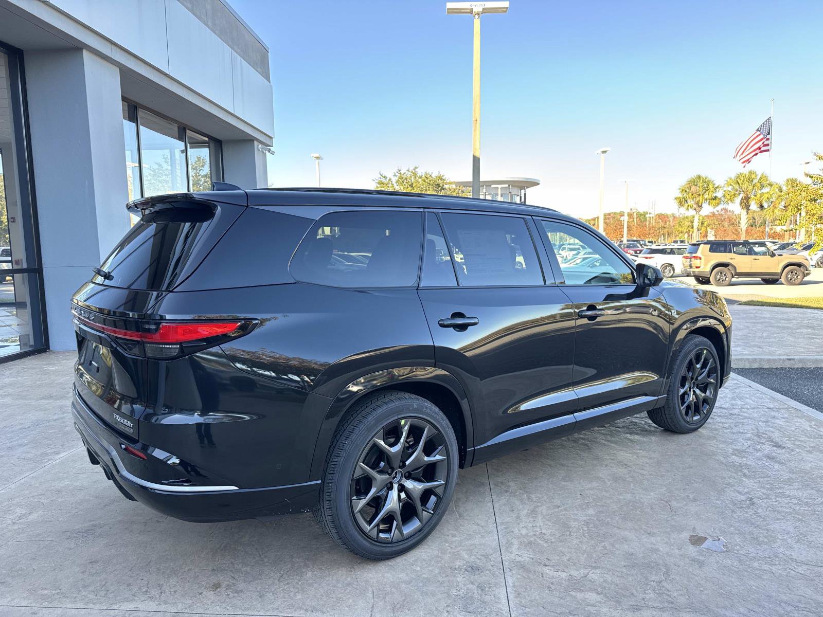 New 2026 Lexus TX 500h AWD image 3