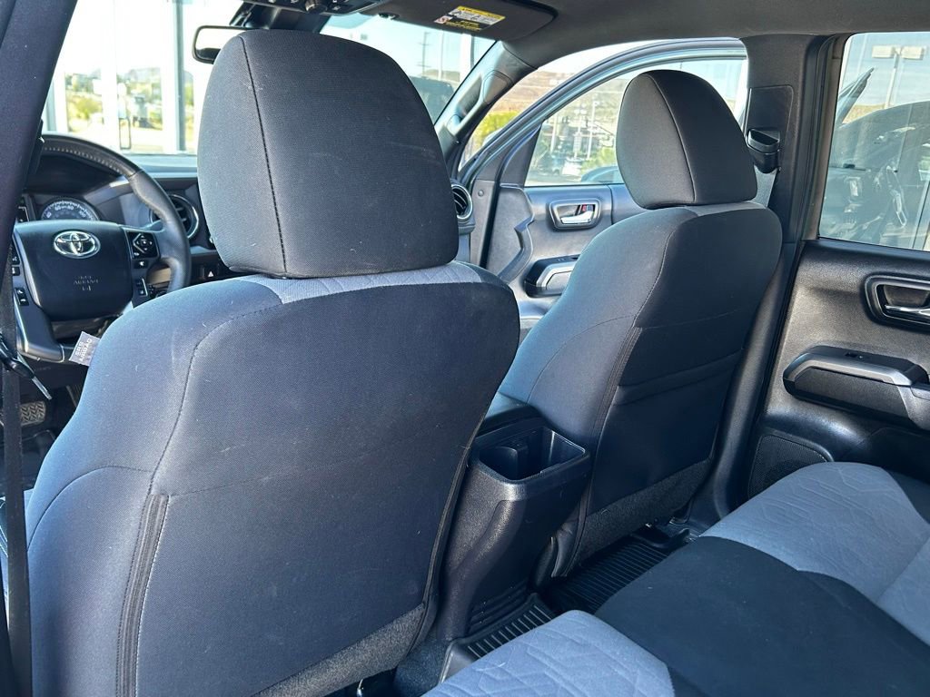 Used 2022 Toyota Tacoma TRD Off-Road w/ Technology Package image 19