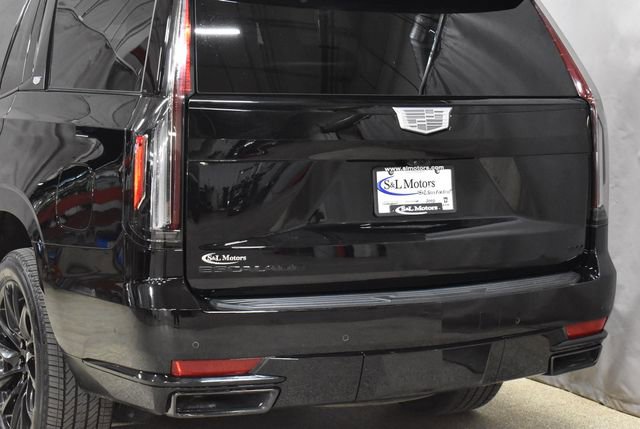 Used 2023 Cadillac Escalade Sport Platinum image 9