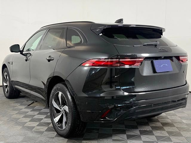 New 2026 Jaguar F-PACE R-Dynamic S image 4