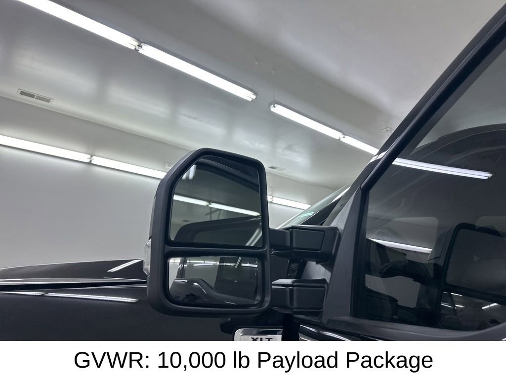 Used 2022 Ford F250 XLT w/ Black Appearance Package AWD/4WD image 18