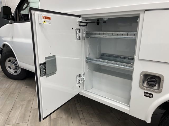 New 2025 Chevrolet Express 3500 Work Van w/ Power Convenience Package image 14