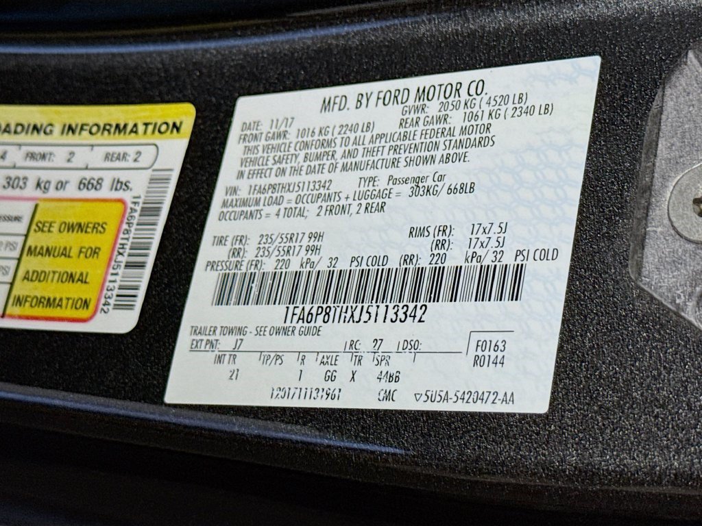 Used 2018 Ford Mustang Coupe RWD image 20
