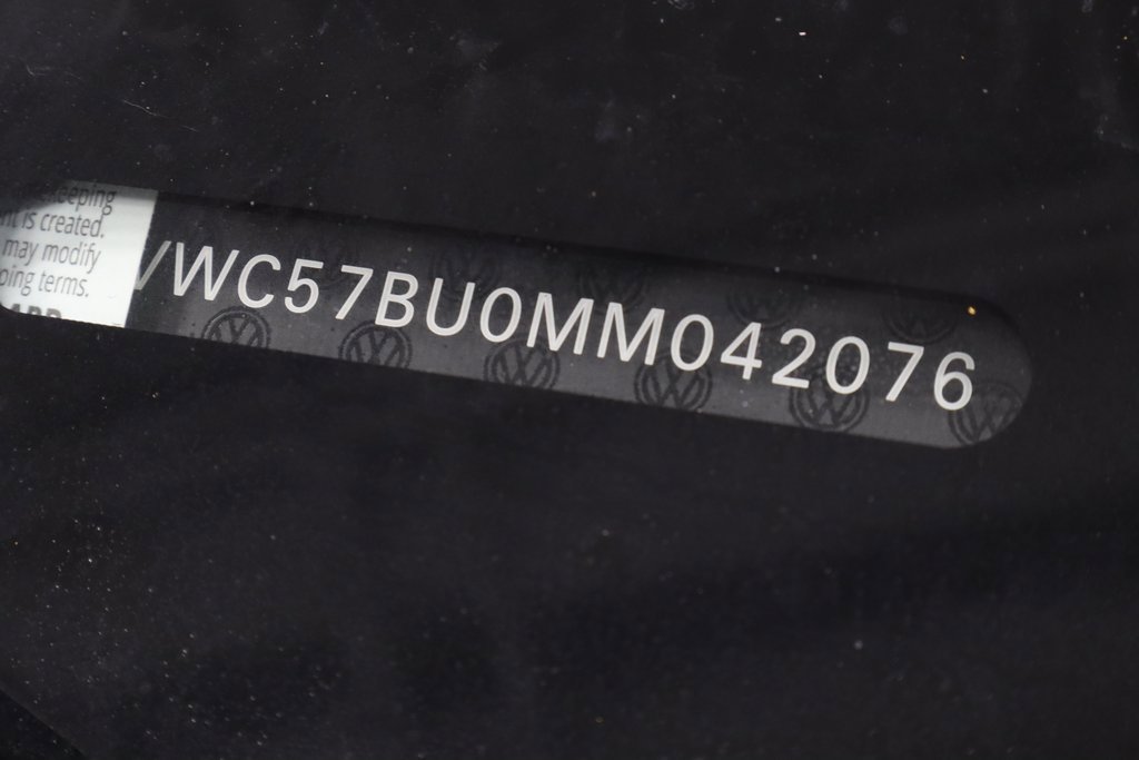 Used 2021 Volkswagen Jetta SE w/ SE Cold Weather Package image 35