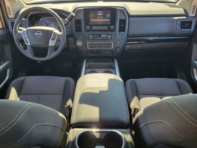 Used 2024 Nissan Titan SV w/ SV Convenience Package image 8