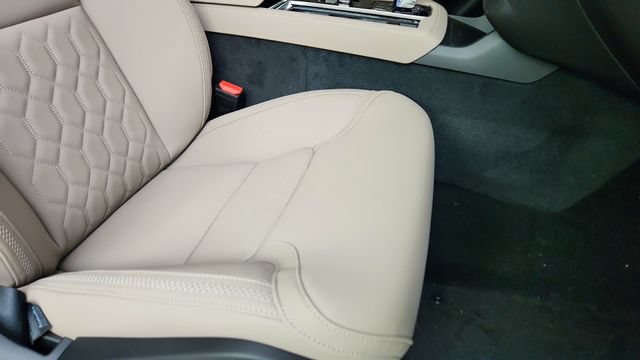 Used 2026 Volvo XC90 B6 Plus w/ Protection Package AWD/4WD image 38