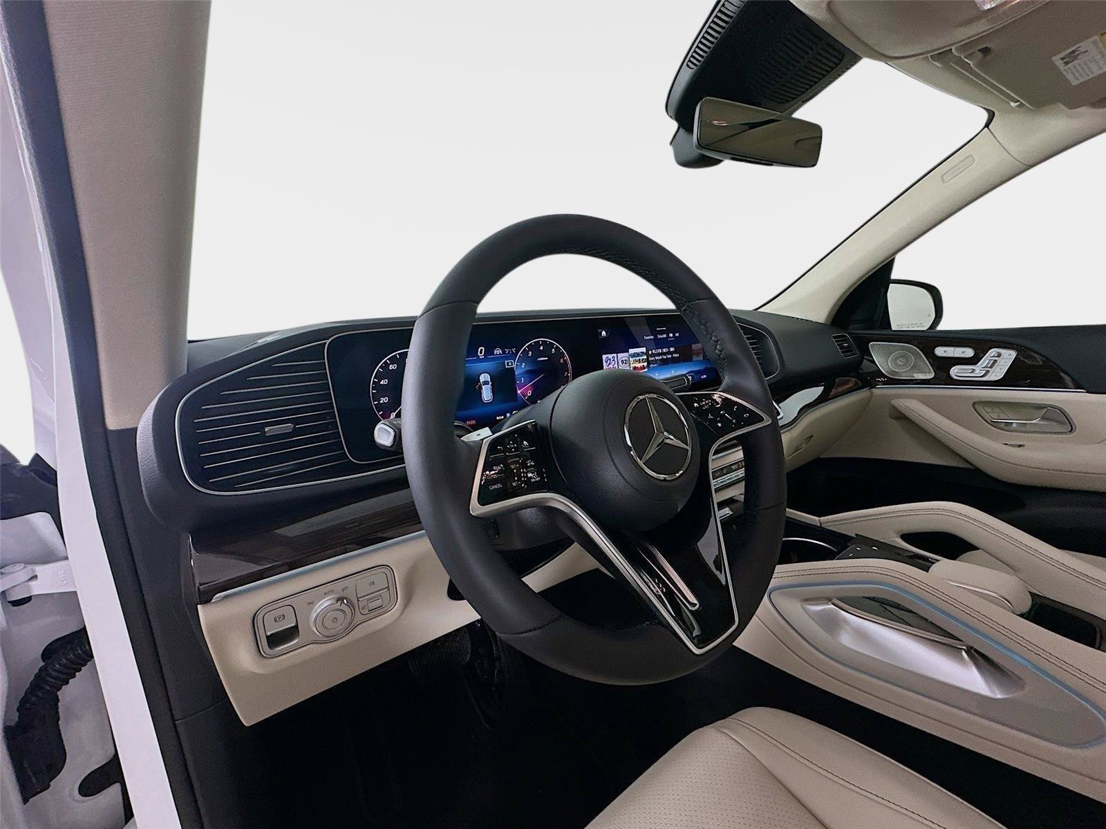 Certified 2026 Mercedes-Benz GLE 450 4MATIC image 9