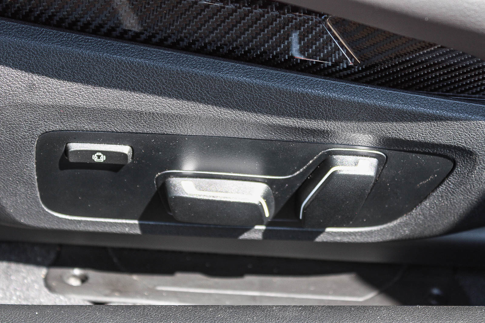 Used 2026 BMW M4 xDrive Competition w/ Executive Package AWD/4WD image 18