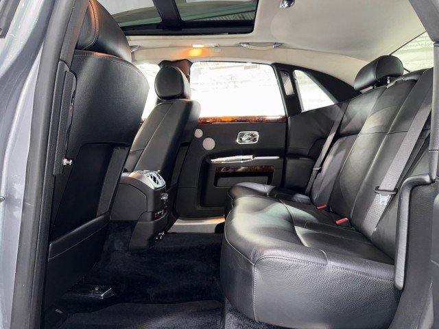 Used 2010 Rolls-Royce Ghost RWD image 20