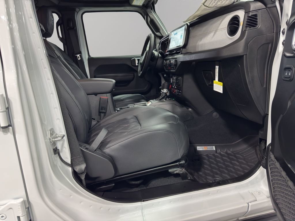 New 2025 Jeep Wrangler Willys image 14