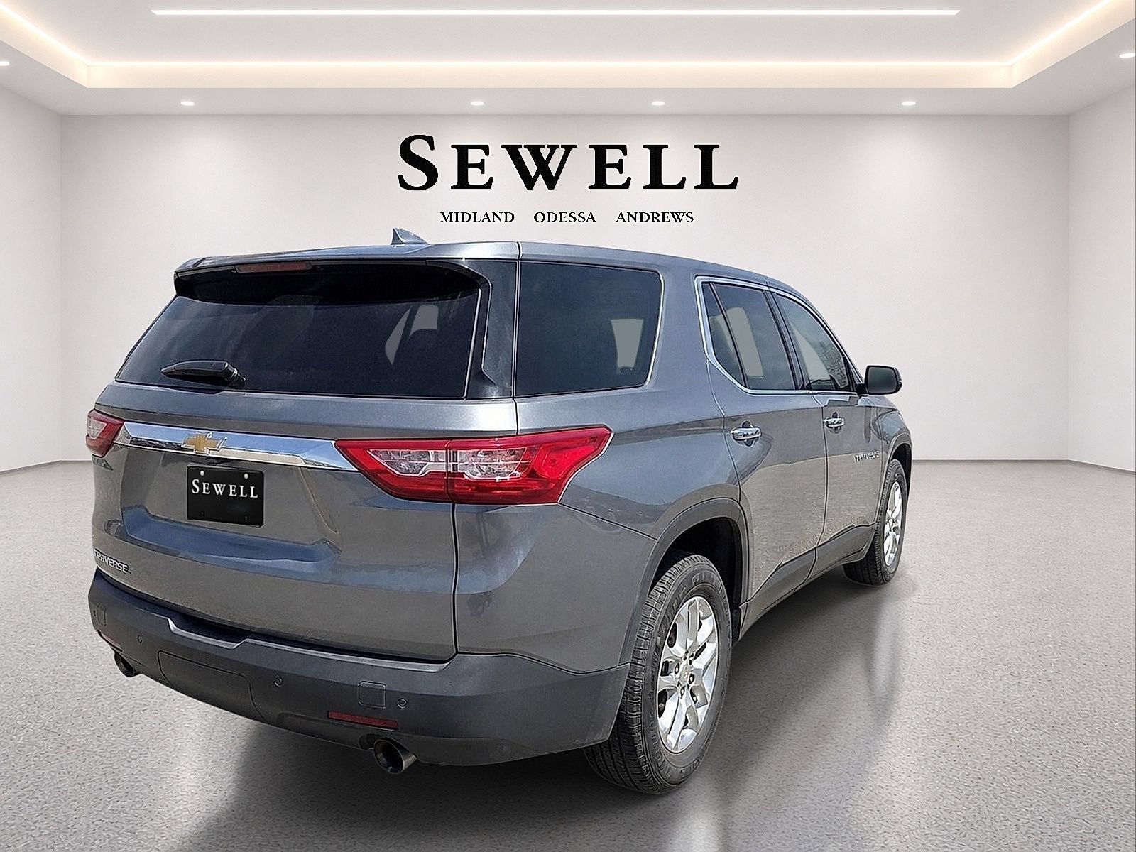 Used 2020 Chevrolet Traverse LS FWD image 3