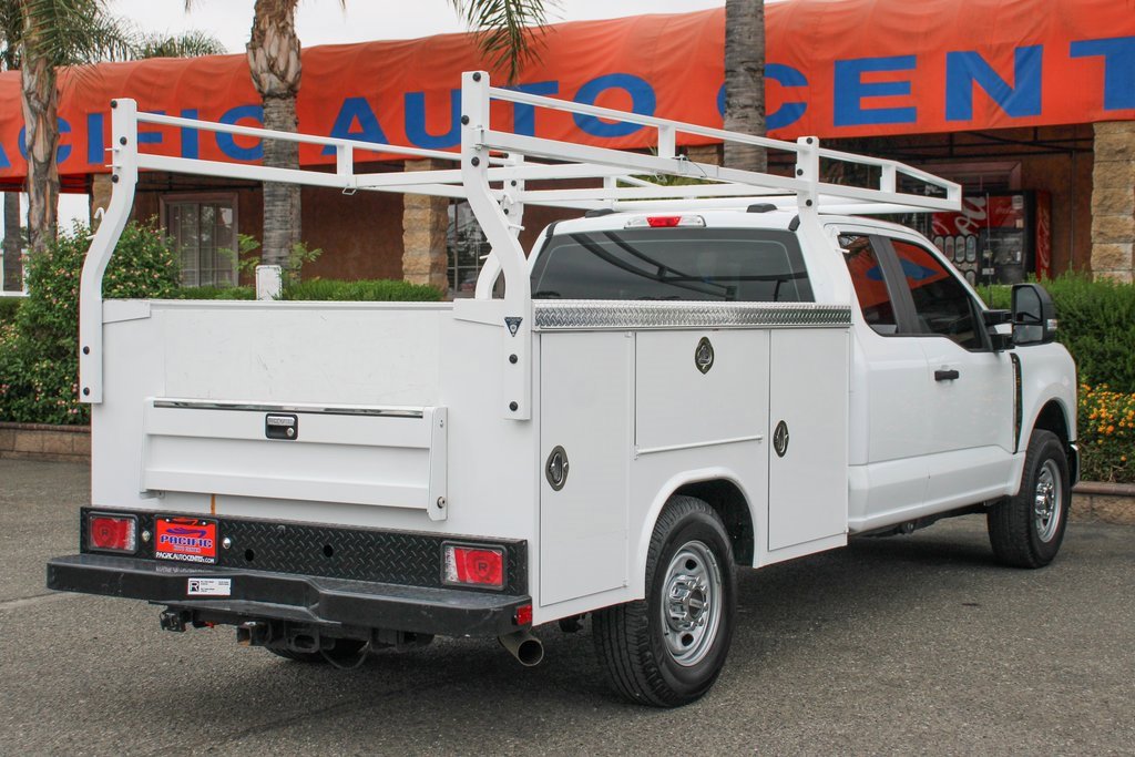 Used 2024 Ford F250 XL w/ XL Chrome Package image 10