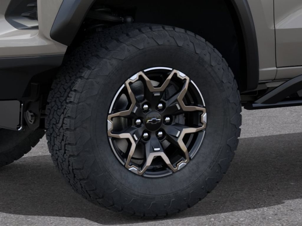 New 2026 Chevrolet Colorado ZR2 w/ Technology Package AWD/4WD image 9