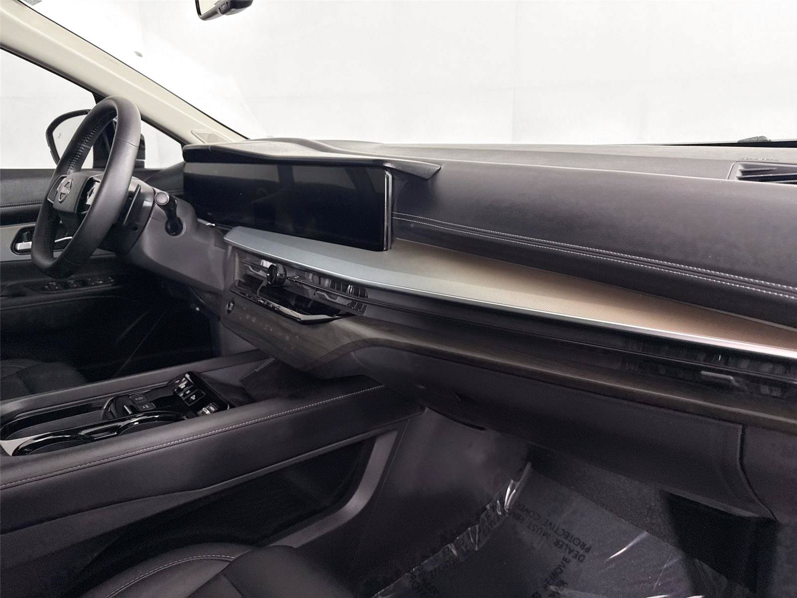 Used 2025 Nissan Murano SL AWD/4WD image 44