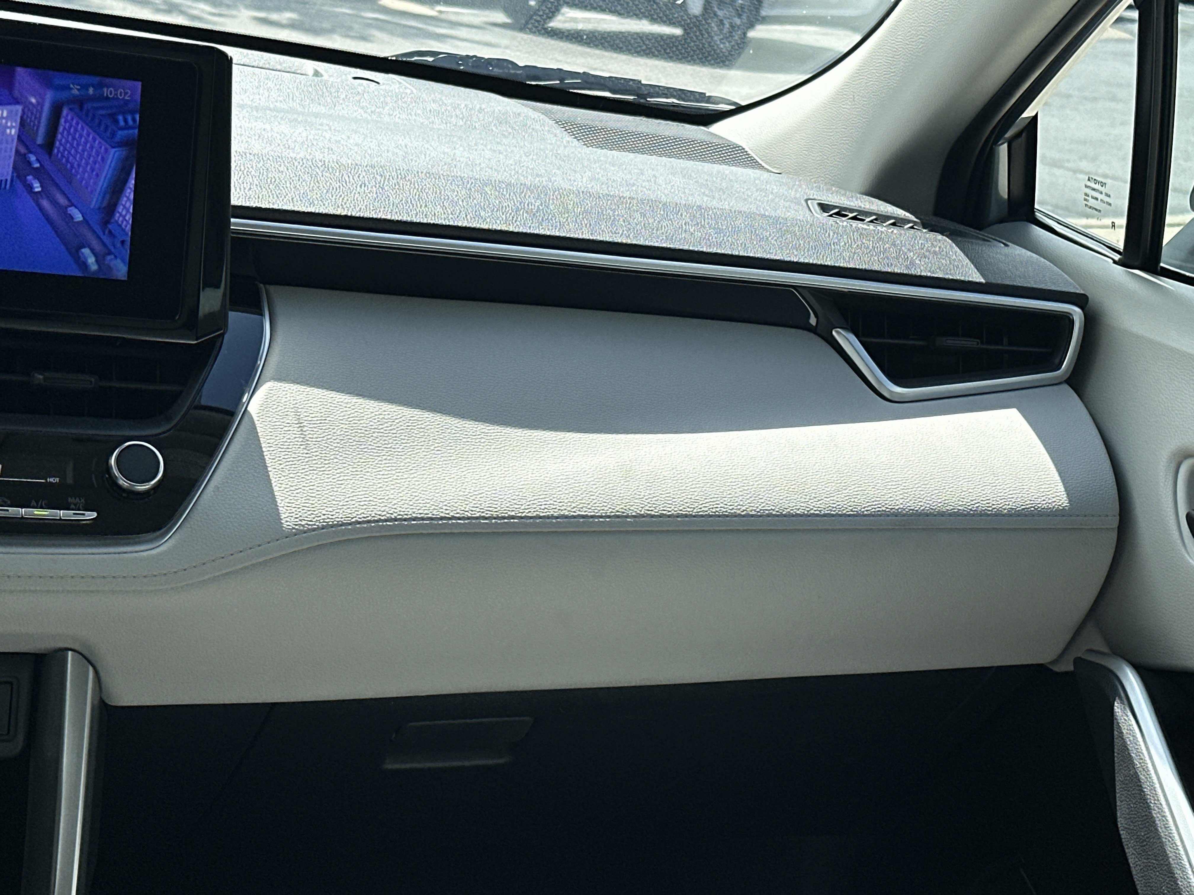Used 2023 Toyota Corolla Cross L FWD image 25