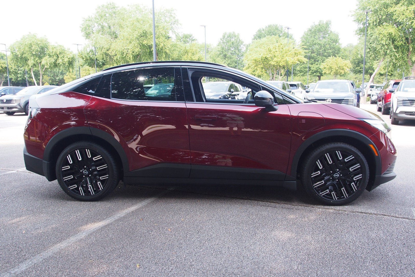 New 2026 Nissan Leaf Platinum+ FWD image 8
