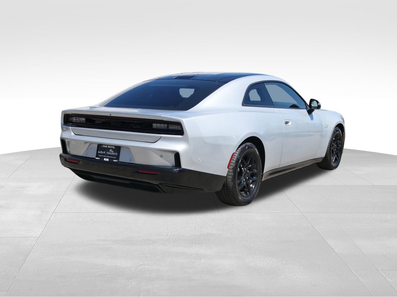 Used 2025 Dodge Charger R/T w/ Quick Order Package 25M R/T image 2