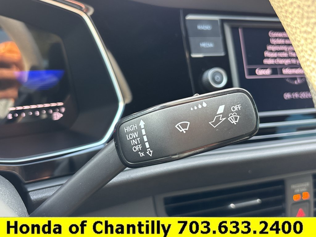 Used 2023 Volkswagen Jetta Sport FWD image 11