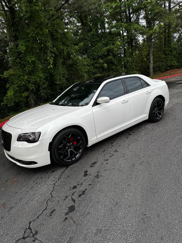 Used 2015 Chrysler 300 S w/ 300S Premium Group RWD image 5