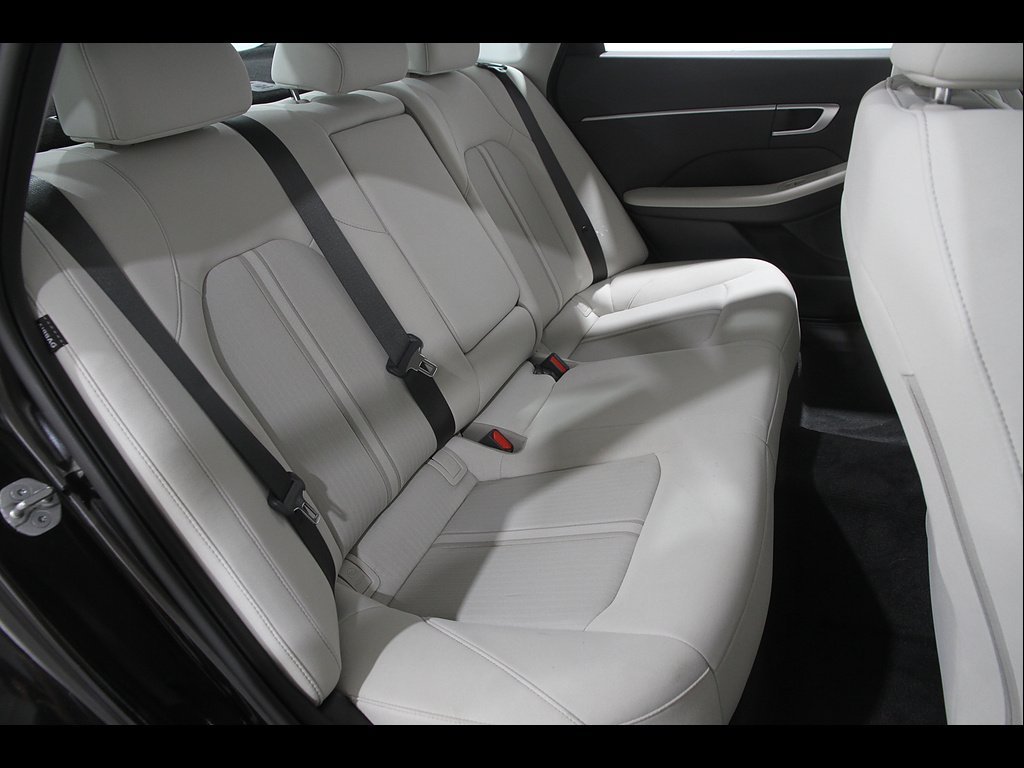 Certified 2026 Hyundai Sonata SEL AWD/4WD image 18