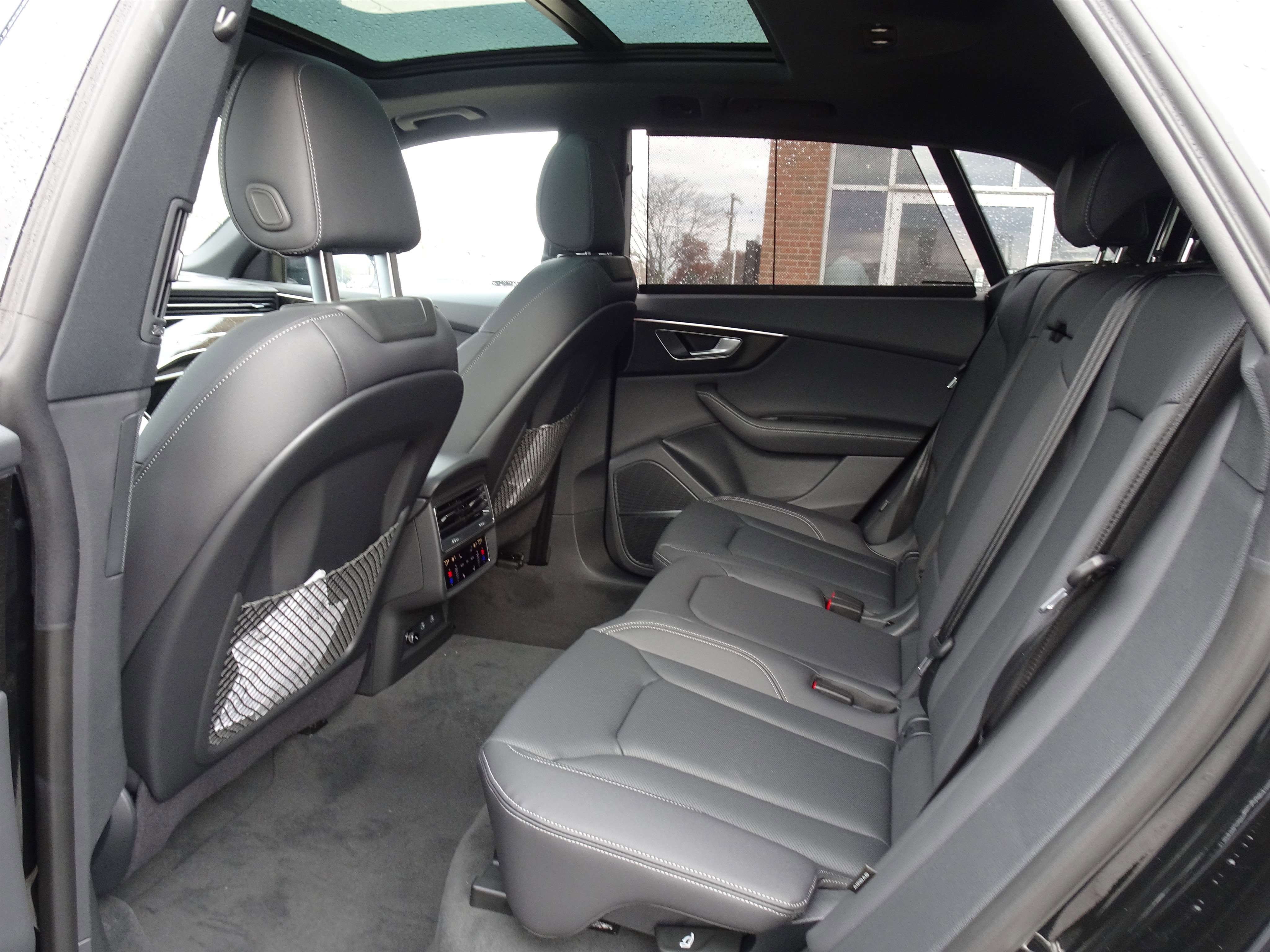 New 2026 Audi Q8 Premium Plus image 6