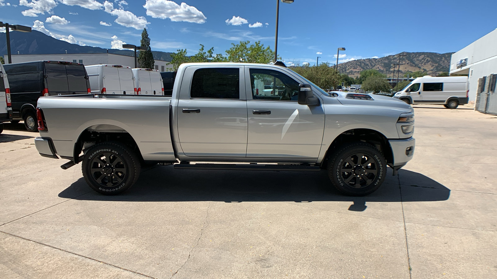 New 2026 RAM 2500 Tradesman AWD/4WD image 6